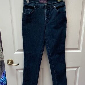 Q womens Gloria Vanderbilt solid blue stretch regular size denim jeans size 8
